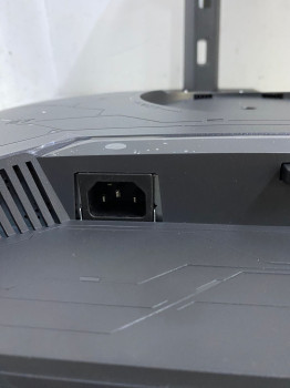 ASUS ROG STRIX XG27UCS 27 FAST IPS FREESYN(OUTLET)
