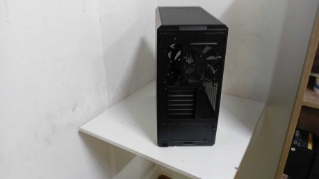 Lian Li Lancool 217 Siyah E-ATX Mid-Tower (OUTLET)